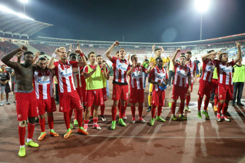 Analiza - LE: Budite Spartanci!