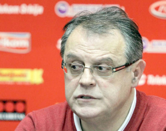 Mekel isplaćen, Zvezda može da registruje igrače!