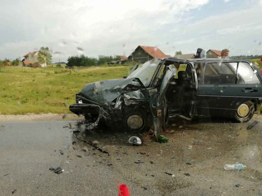 U sudaru više lica povrijeđeno