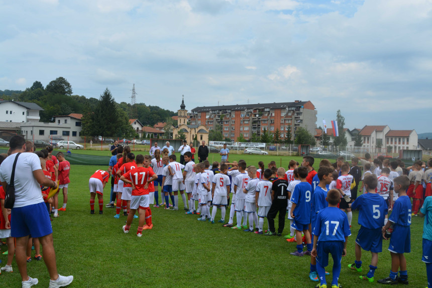 Fudbalski turnir u Loparama  