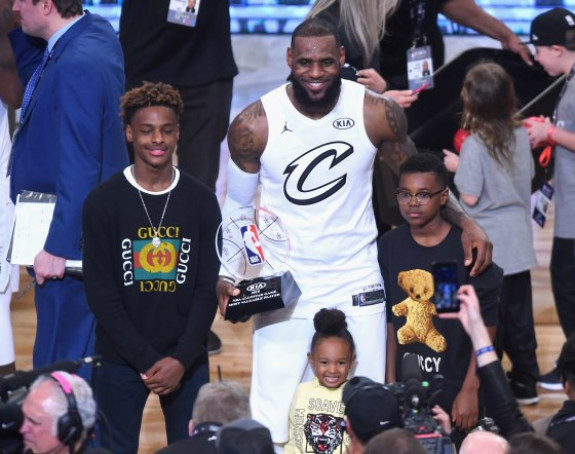 Lebron: Kajem se što sam sinu dao svoje ime!