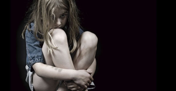 Bludničenje brane ćutanjem