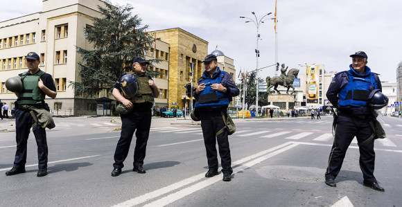 Skoplje: Žene napale policajce