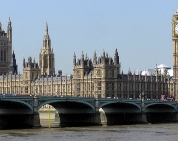 Лондон: Напад на посланике? 
