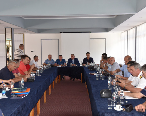 Vatrogascima nova oprema i vozila 