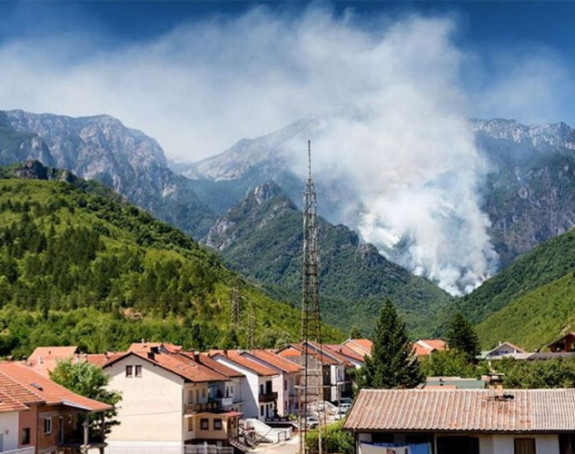 Aktivni požari na 4 lokacije 