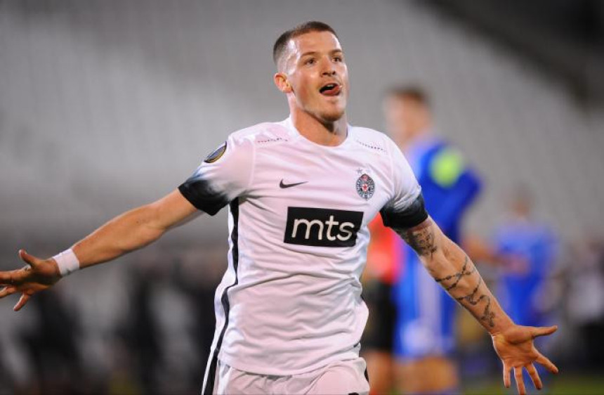 Ožegović stopirao transfer u Rozenborg!