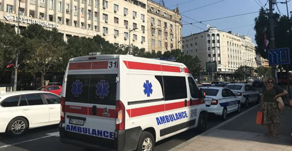 Policija i Hitna pomoć ispred hotela “Moskva”