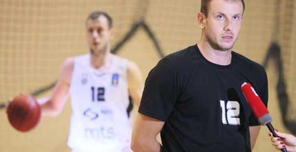 Novica se podrazumeva...