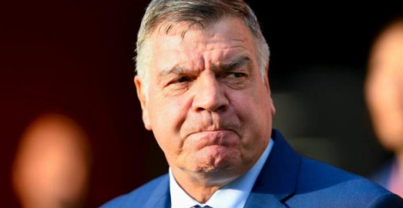 "Idiot" Alardajs nije više selektor Engleske!