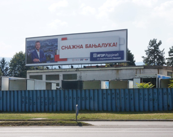 SNSD bilbord vrijeđa inteligenciju građana