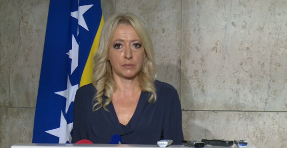 Nema kupovine, nismo mi papci