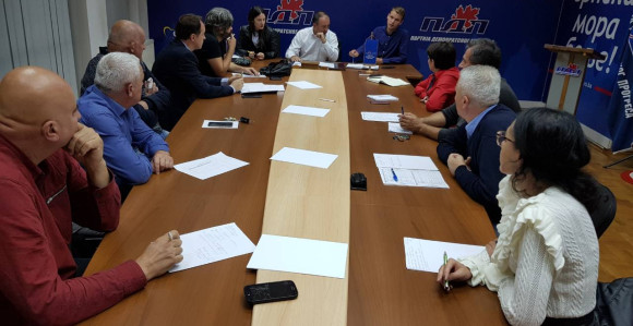 Лажни напади РТРС-а и СНСД-а 