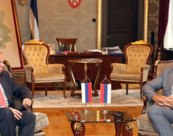 Institucije RS rade po zakonu
