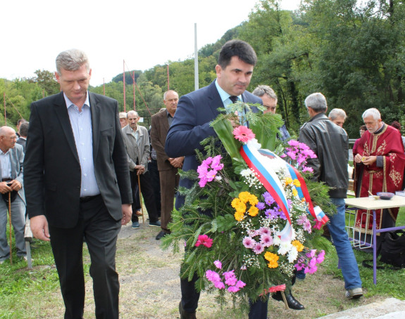 Парастос српским борцима Подгоре 