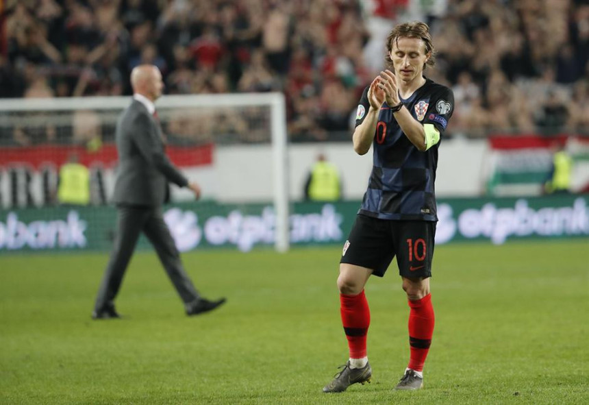 Real ne želi da Luka Modrić igra za Hrvatsku!