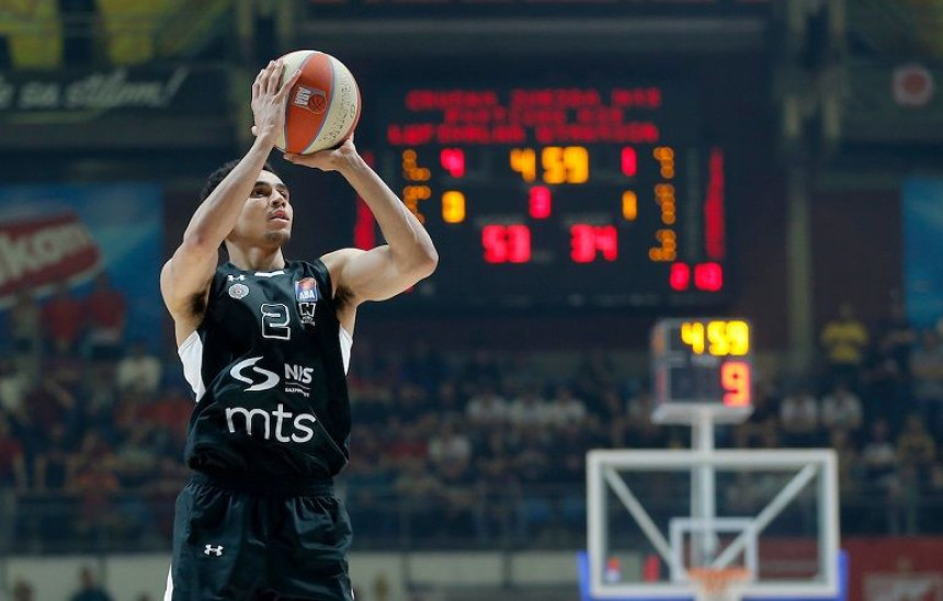 Pejdž namjestio ljevicu!