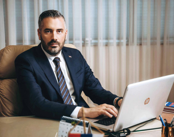 Gdje je Rajčević nostrifikovao englesku diplomu?