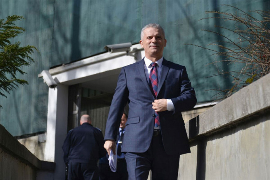 Radončić od tužioca traži ozbiljna pitanja?!