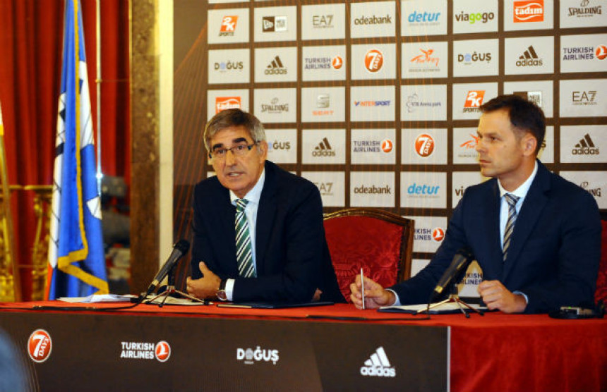 Bertomeu precrtao Partizan!