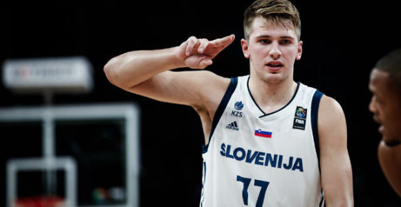 E, zato ovaj momak i jeste čudo!