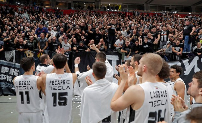 KK Partizan: Hvala vjernim navijačima!