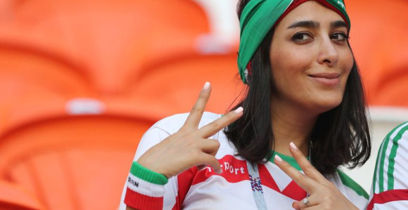 Žene u Iranu mogu na stadion! Ali, za malo...