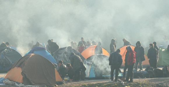 Migranti krenuli preko planina