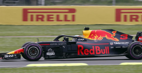 Ф1: Рикардо на "пол позицији", Хамилтон трећи!