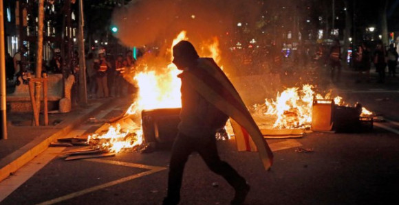 Haos na protestu u Barseloni: Ima povrijeđenih!