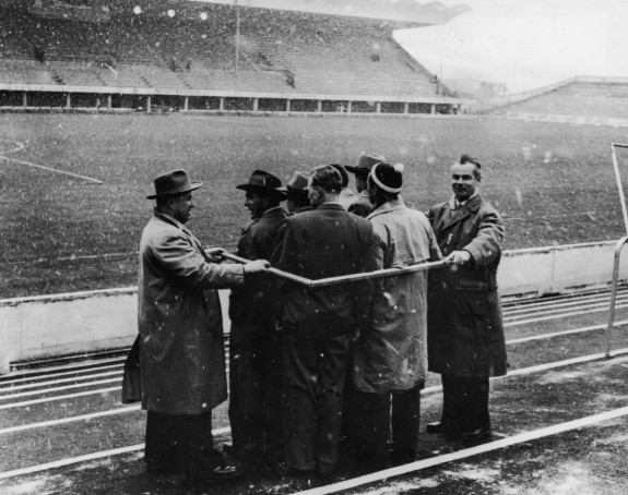 Evo kako se merio kapacitet tribina u vrijeme dok nije bilo stolica na njima...