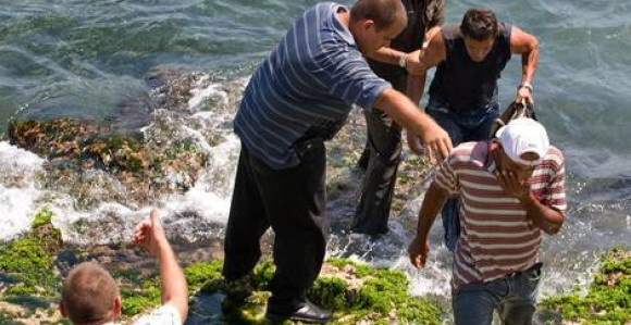 Migranti poginuli u napadu ajkulai