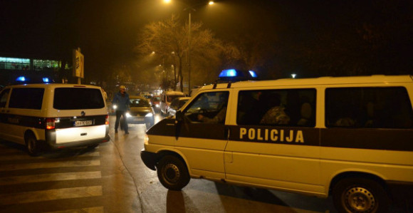 Mladića pretukli, pa ga pregazili 