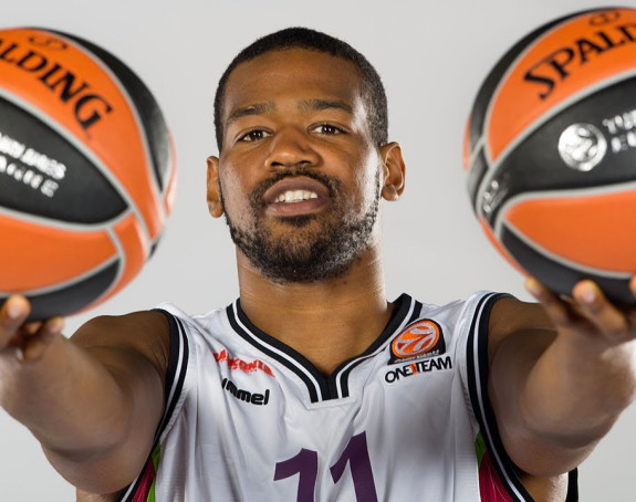 Video: Lamont Hamilton u Igokei!