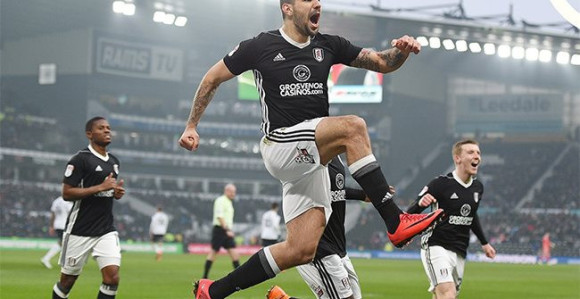 Niko mu nije ravan - Mitrović dominira u vazduhu!