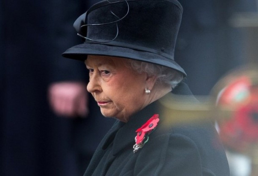 Engleska kraljica u 'kućnom pritvoru'
