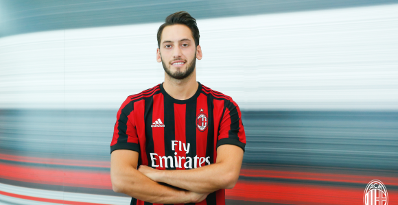 Kakav promašaj: Čalhanoglu ide u Tursku!