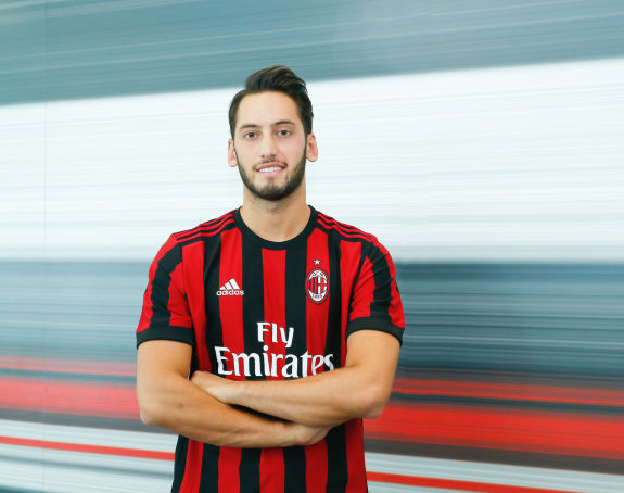 Kakav promašaj: Čalhanoglu ide u Tursku!