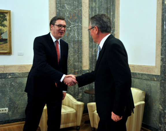 Pismo: Za Vučića čestitka od Putina