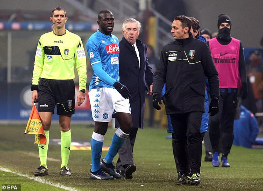 Napoli TRI puta tražio prekid: Podrška od Ronalda!