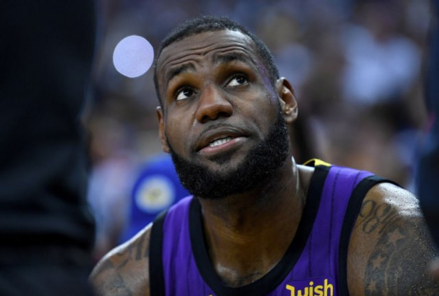 Lebron: Izbjegao sam metak, hvala svemoćnom!