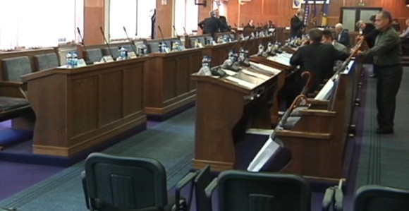 Бошњачки посланици напустили Скупштину