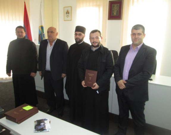 Srbac: Dobra saradnja vjeskih zajednica