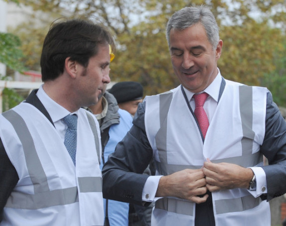 Министар полиције тражи смјену од Ђукановића