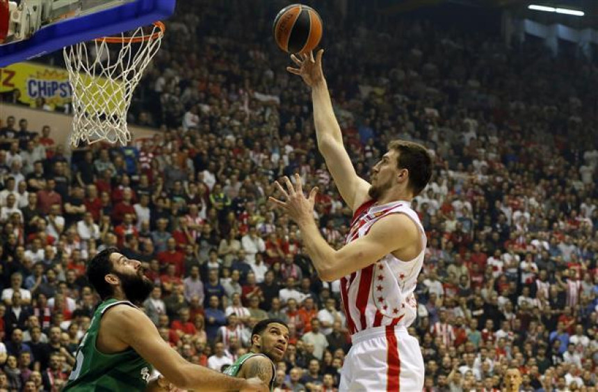 Gazeta delo Sport: Zvezda leti sa Kuzmićem!