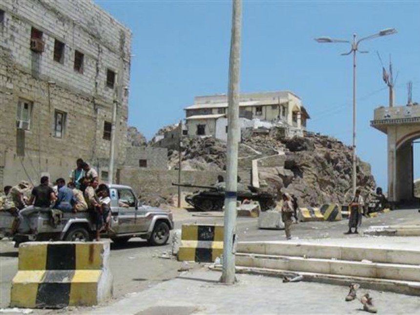 Premijer Jemena: Puč u Adenu!