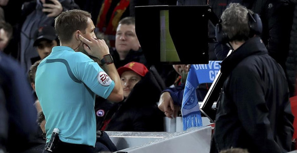 VAR podijelio Englesku: "Ljudi, ovo nema smisla!"