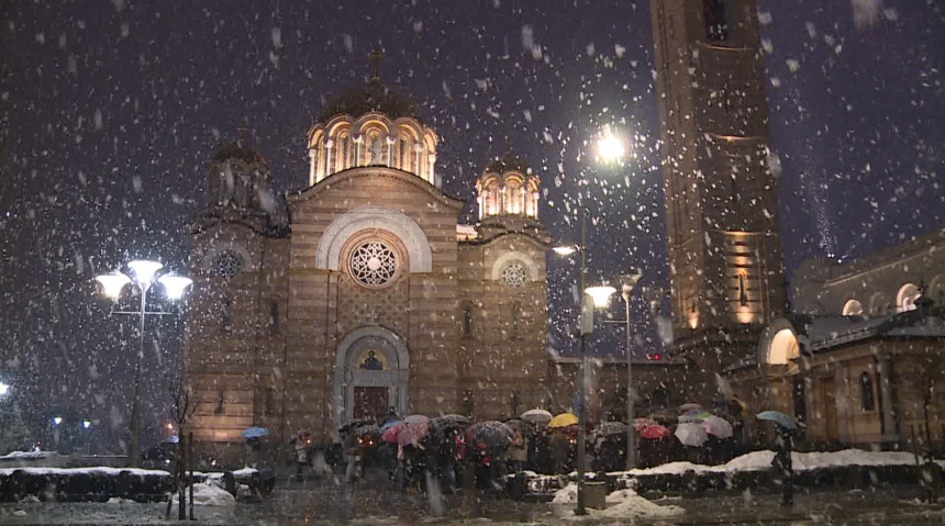 Građani zapalili svijeće za Davida