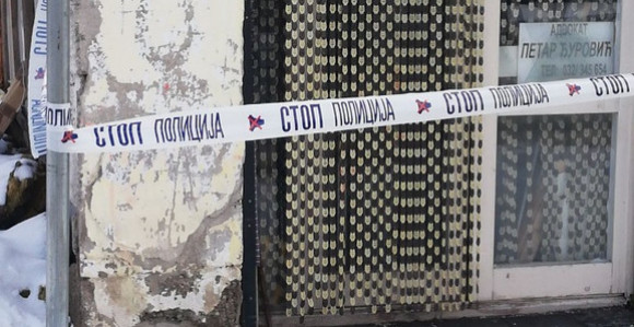 Ispalio više hitaca u advokata