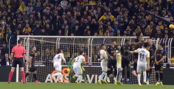 TUR: Bašakšehir na +6, Fener se izvlači sa dna!